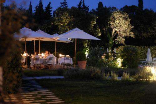 Hotel Villa Les Rosiers Grimaud Extérieur photo